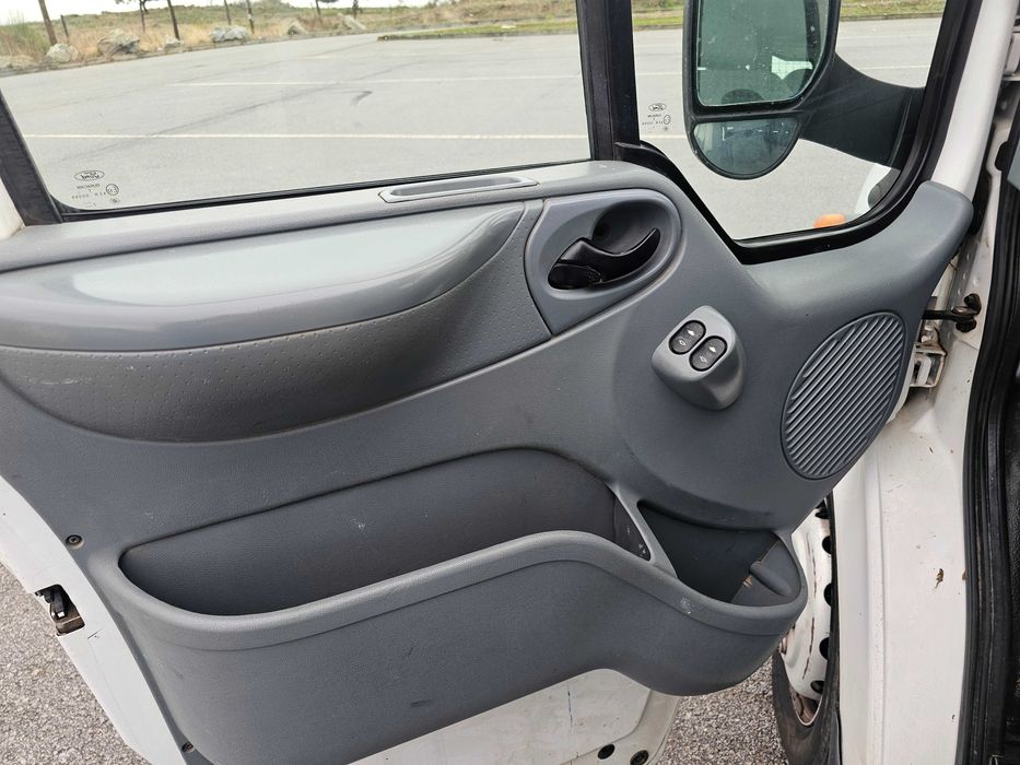 Ford Transit cabine dupla 7 lugares