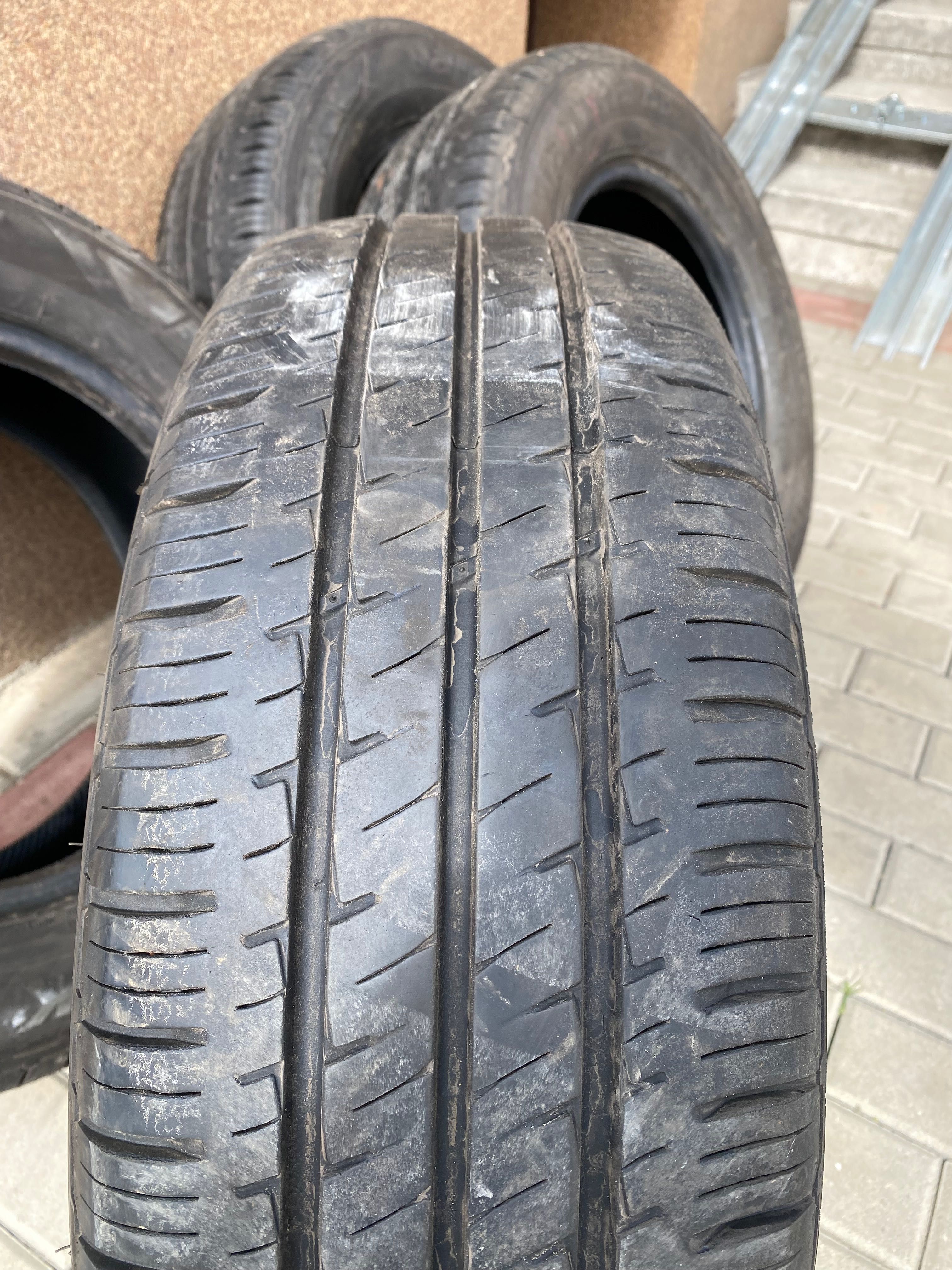 Opony Hankook Vantra 2023r 215/65/15C