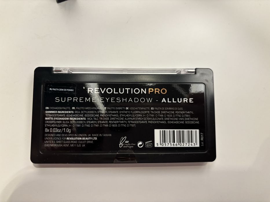 Paletka cieni Revolution Pro Allure nowa