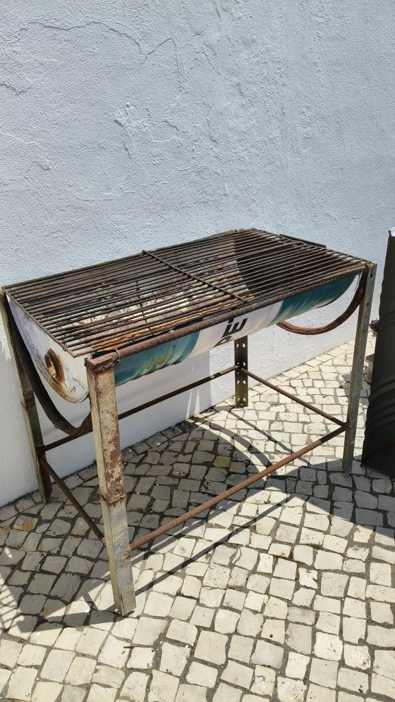 Grelhador bidon caseiro