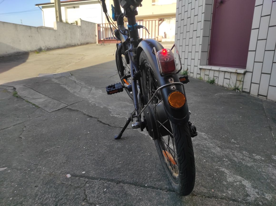 Vendo bicicleta elétrica dobrável TILT 500 em excelente estado