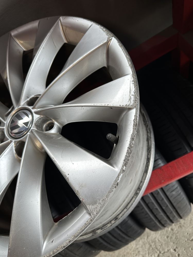 Alufelga 5x112 18 VW Passat CC Interlagos srebrna letnia lato