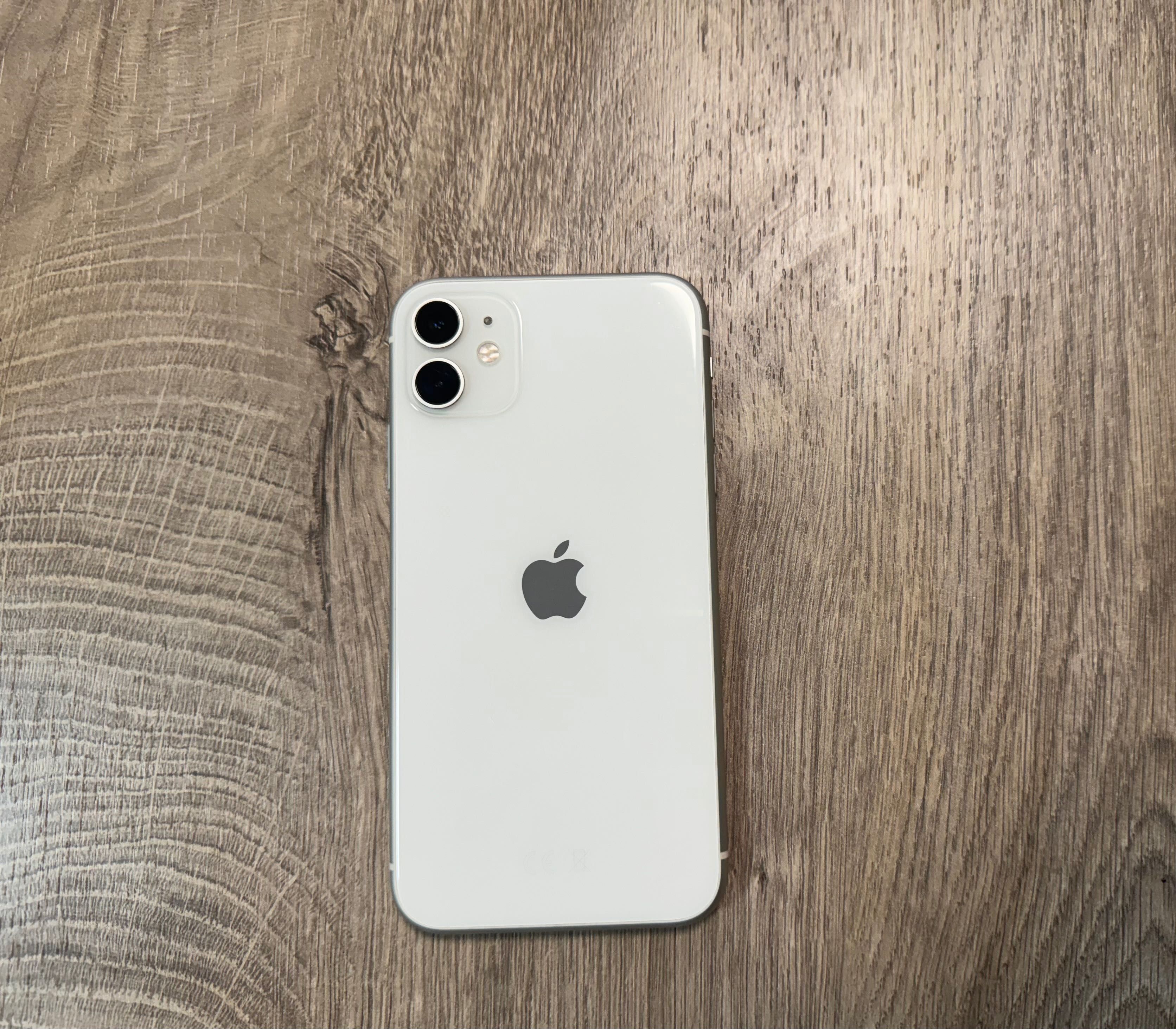 Smartfon APPLE iPhone 11 64GB 6.1" Biały