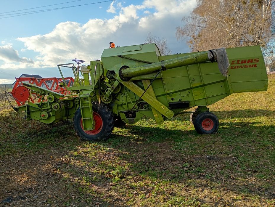 Комбайн Клас Консул