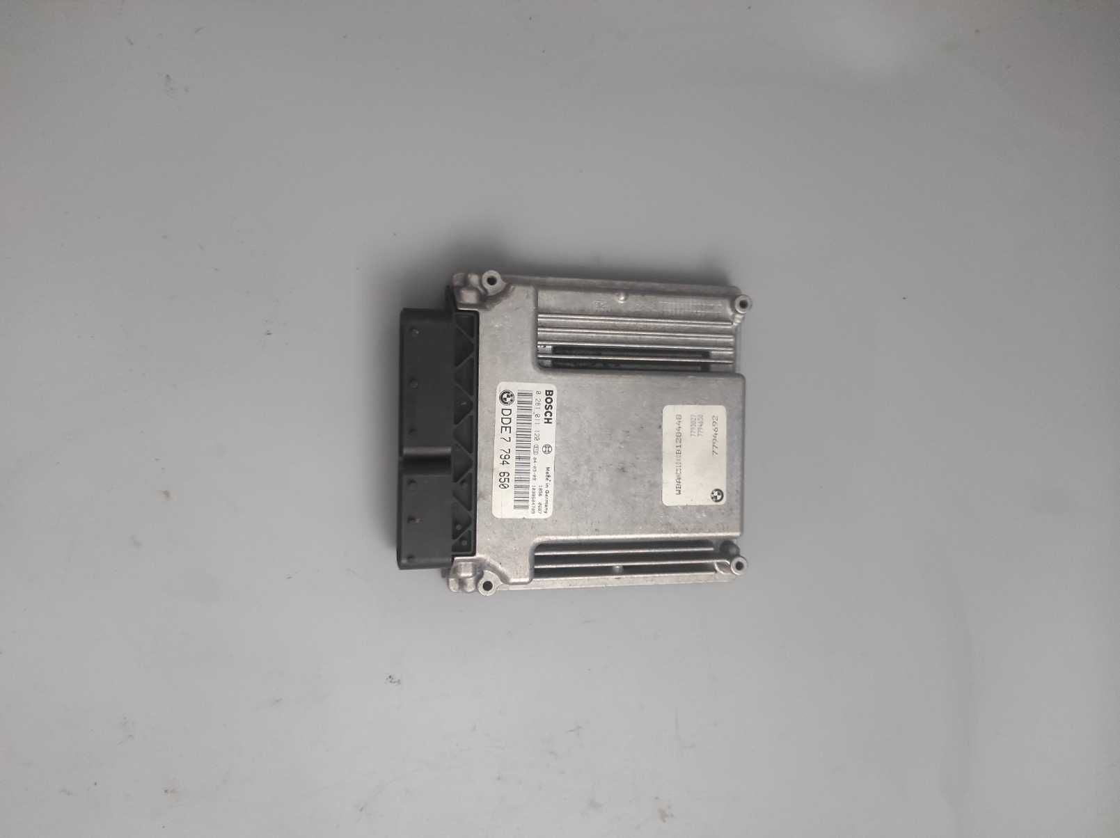 Komputer sterownik silnika, BMW Seria-5 E60/E61 OE: DDE77.946.50