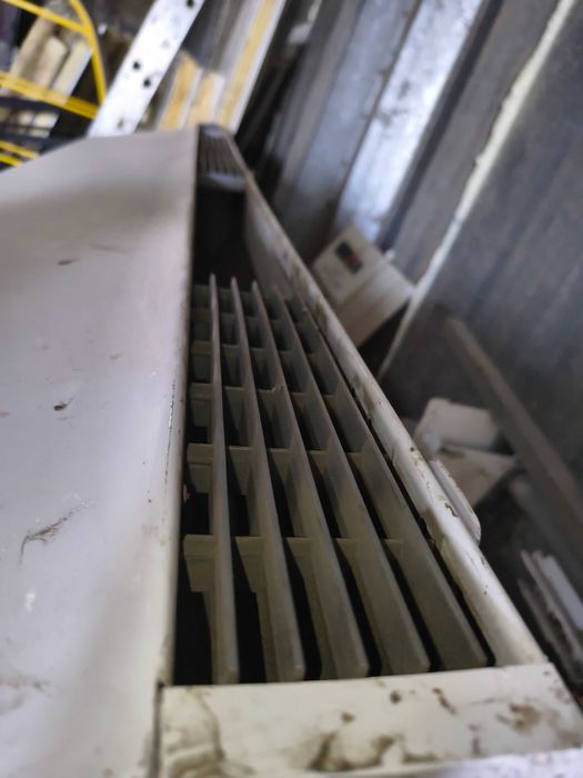 Продам тепловую завесу VTS WING W200 (водяная) Б/У