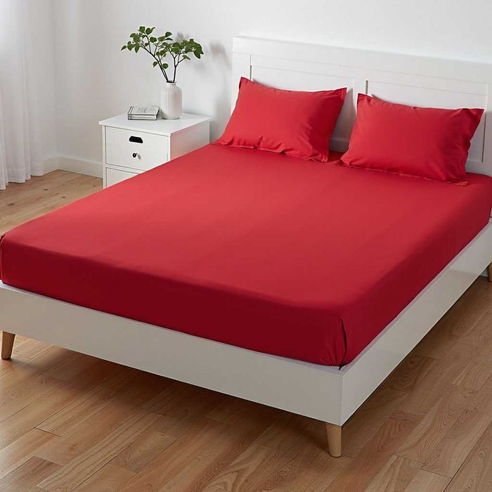 Prześcieradło z gumką satyna w rozmiarze 180x200 różne kolory