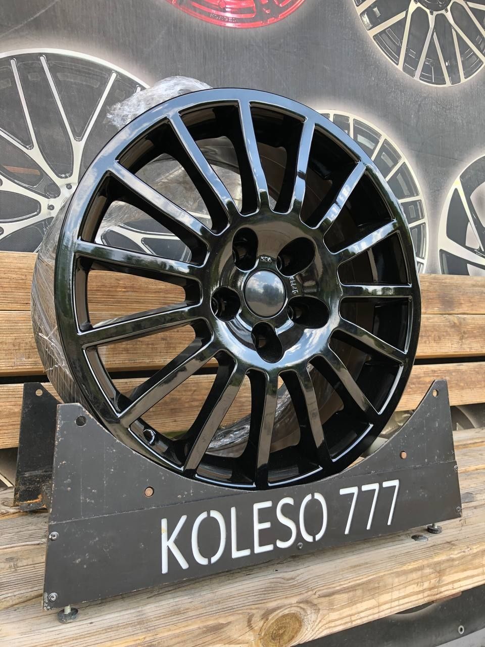 777 Черные гл,гцевые диски R17 5/112 Mercedes VW Skoda Audi
