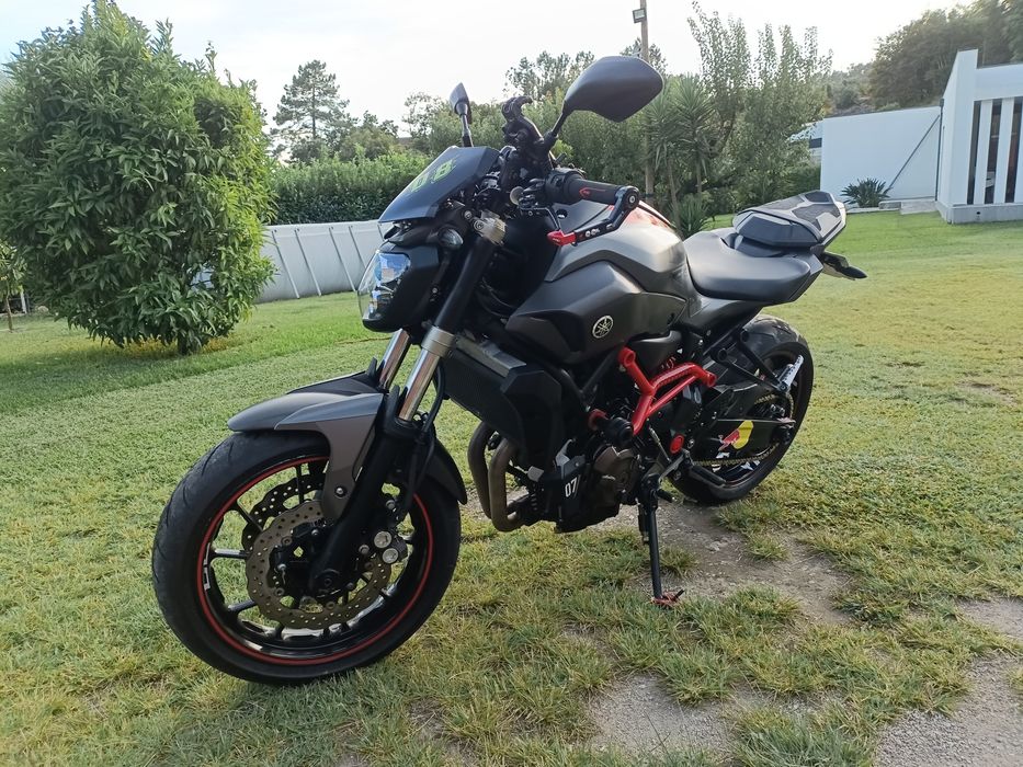 Yamaha MT07 Moto Cage efition