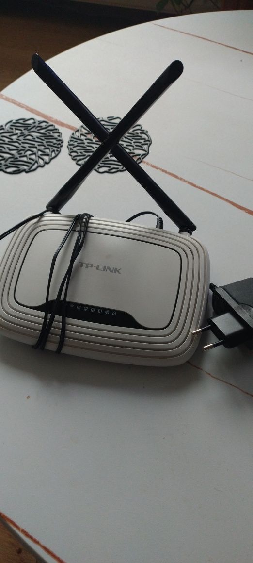 Router TP-Link tl-wr841N