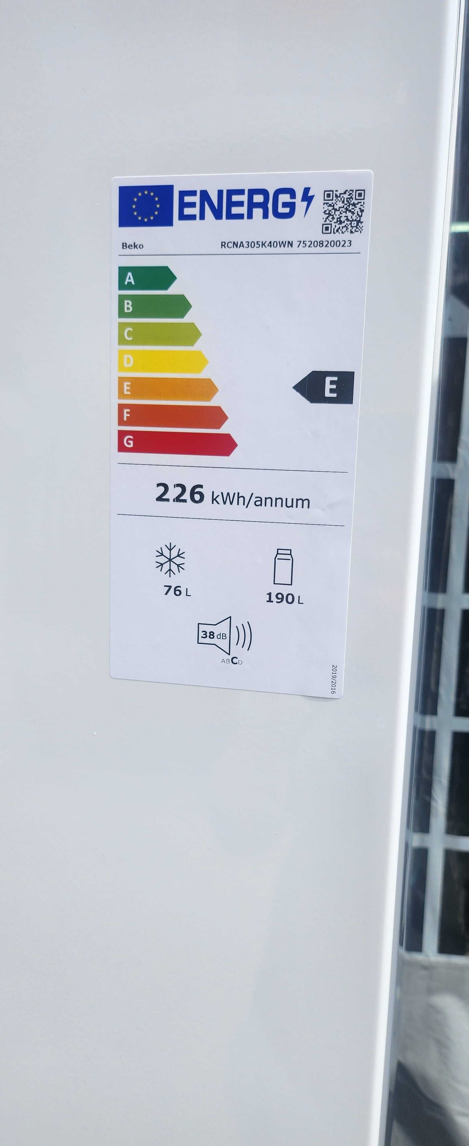 JANKI, ul. WSPÓLNA 6 Lodówka RCNA305K40WN