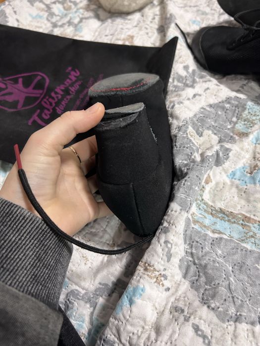 Бальні туфлі на блок каблук