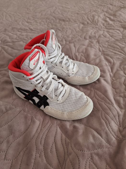 Продам борцовки моей дочери