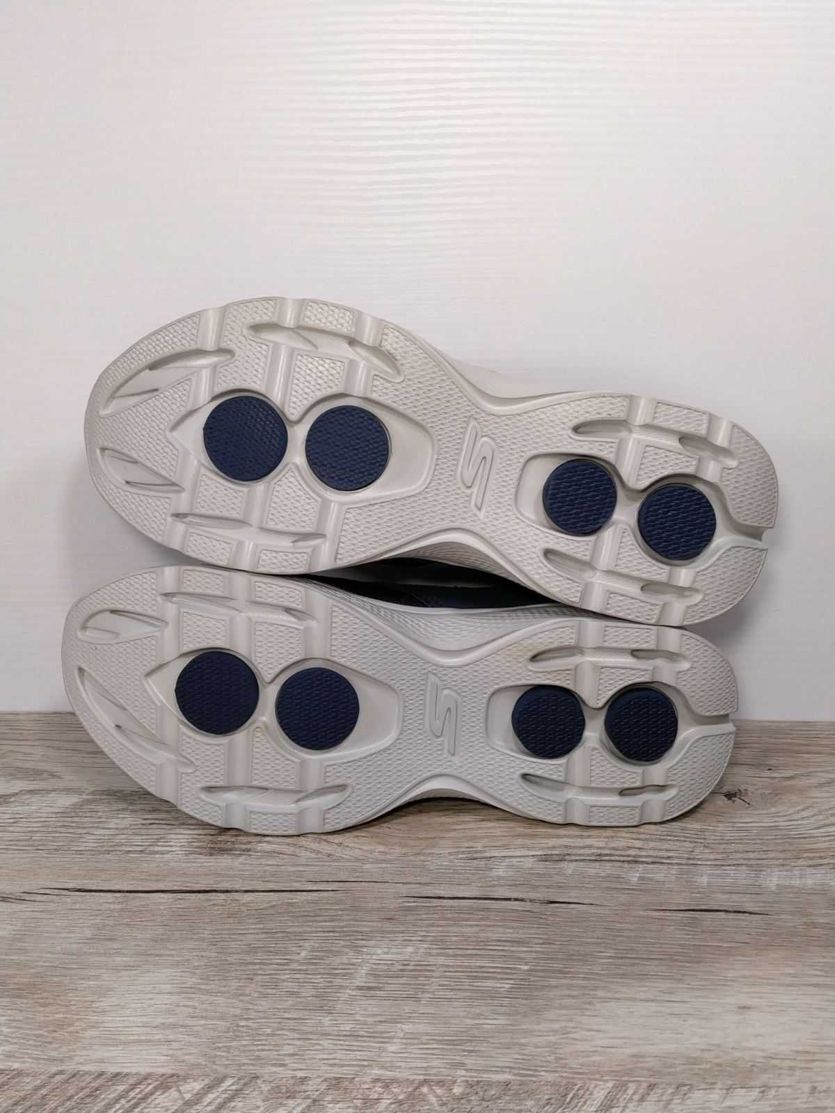 Мокасини skechers 43.5р