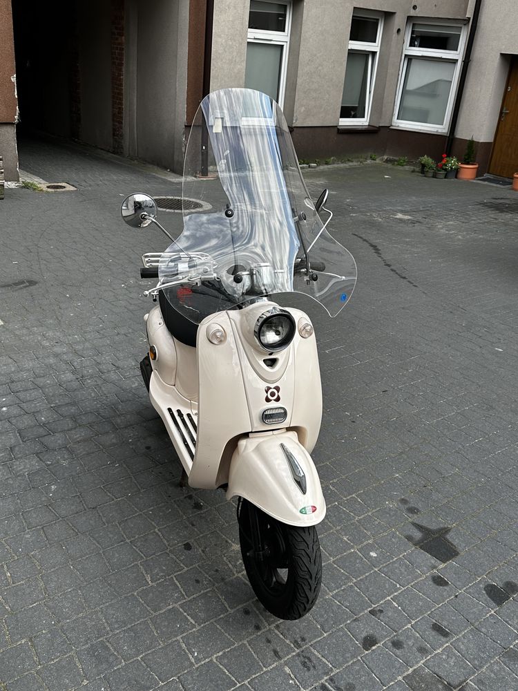 Skuter AGM New Flash Vespa RETRO z Holandii