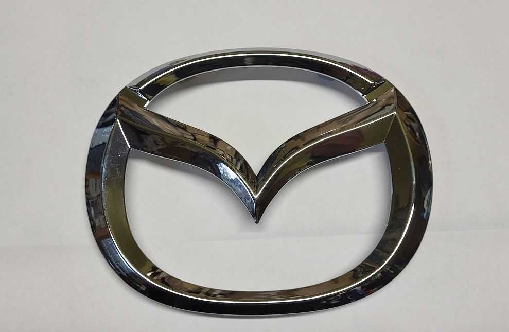 Znaczek emblemat atrapy Mazda