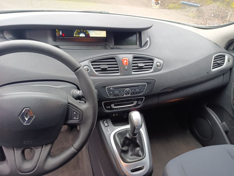 Продам Рено Сценик 3 ,2011г.в