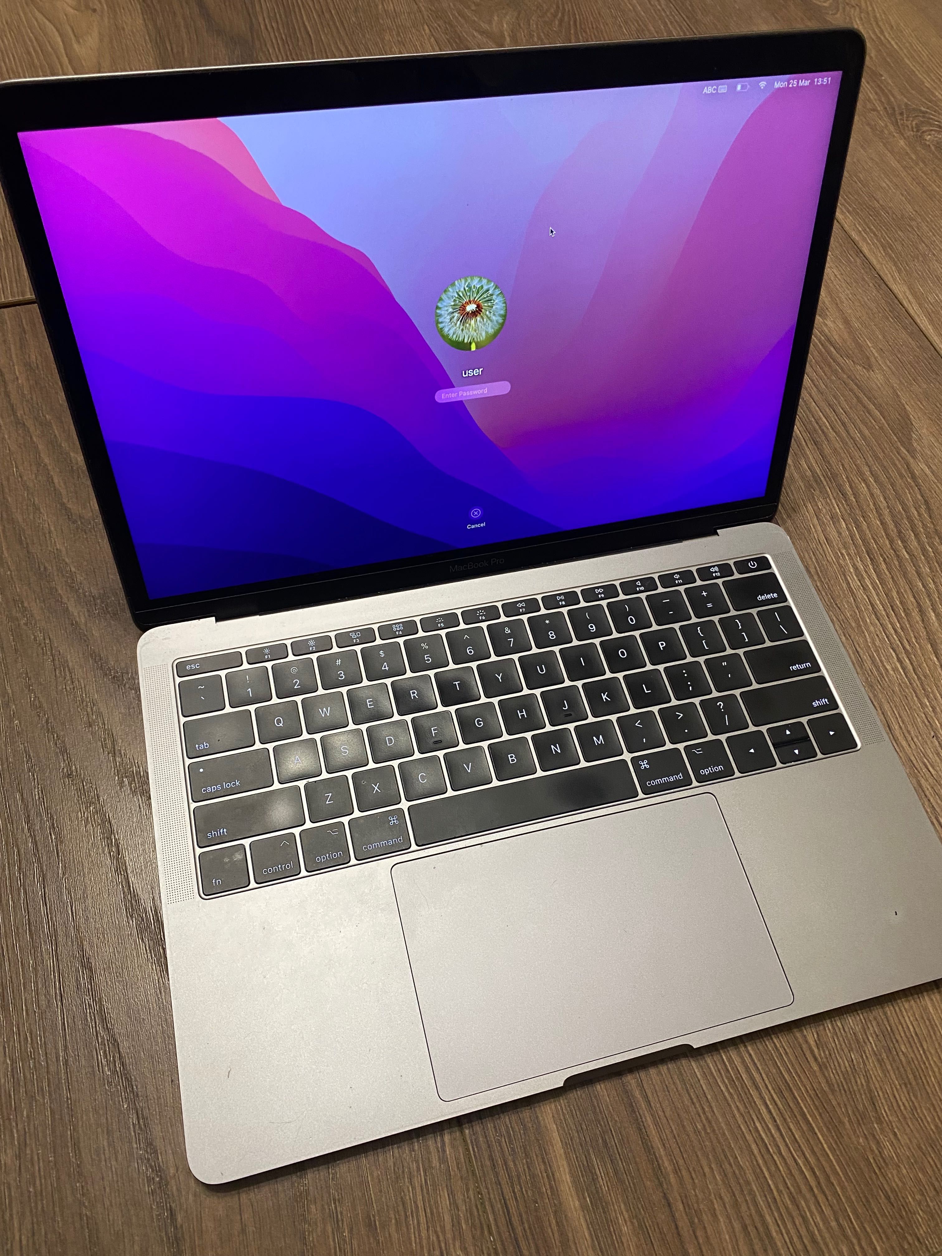 MacBook Pro 2.3 GHz 16 RAM