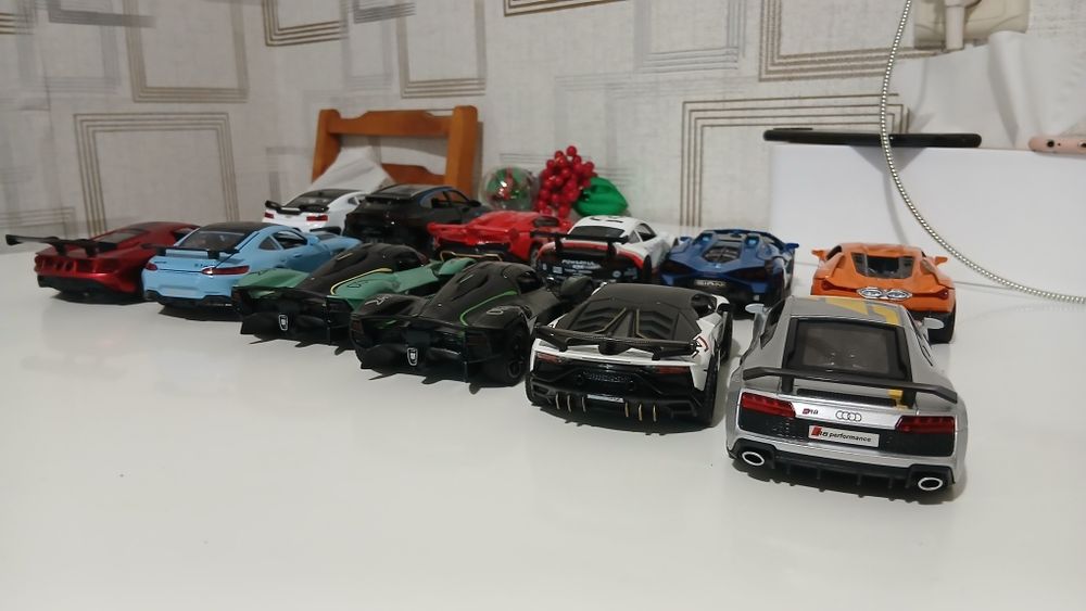 Моделі машин 1:32