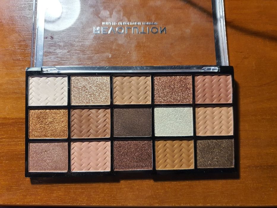 Makeup Revolution paleta Prestige limitowana