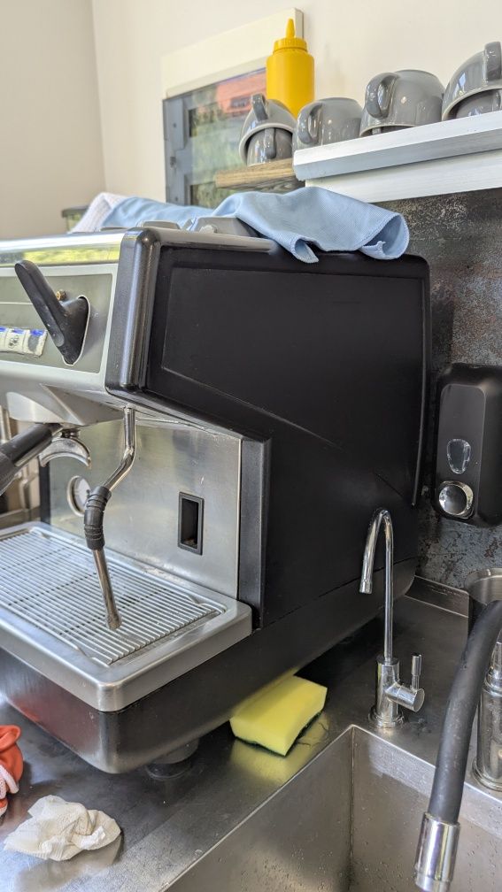 Кавомашина Simonelli Appia 1 група + кавомолка Fiorenzato F64e