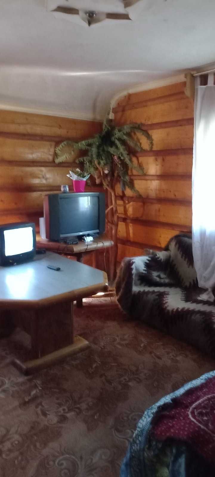 Продається дачний будинок в Бартатові