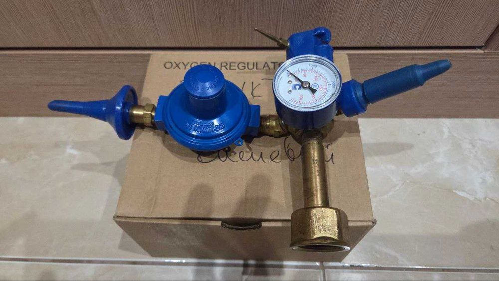 Продам американський гелієвий клапан для надування фольгових кульок