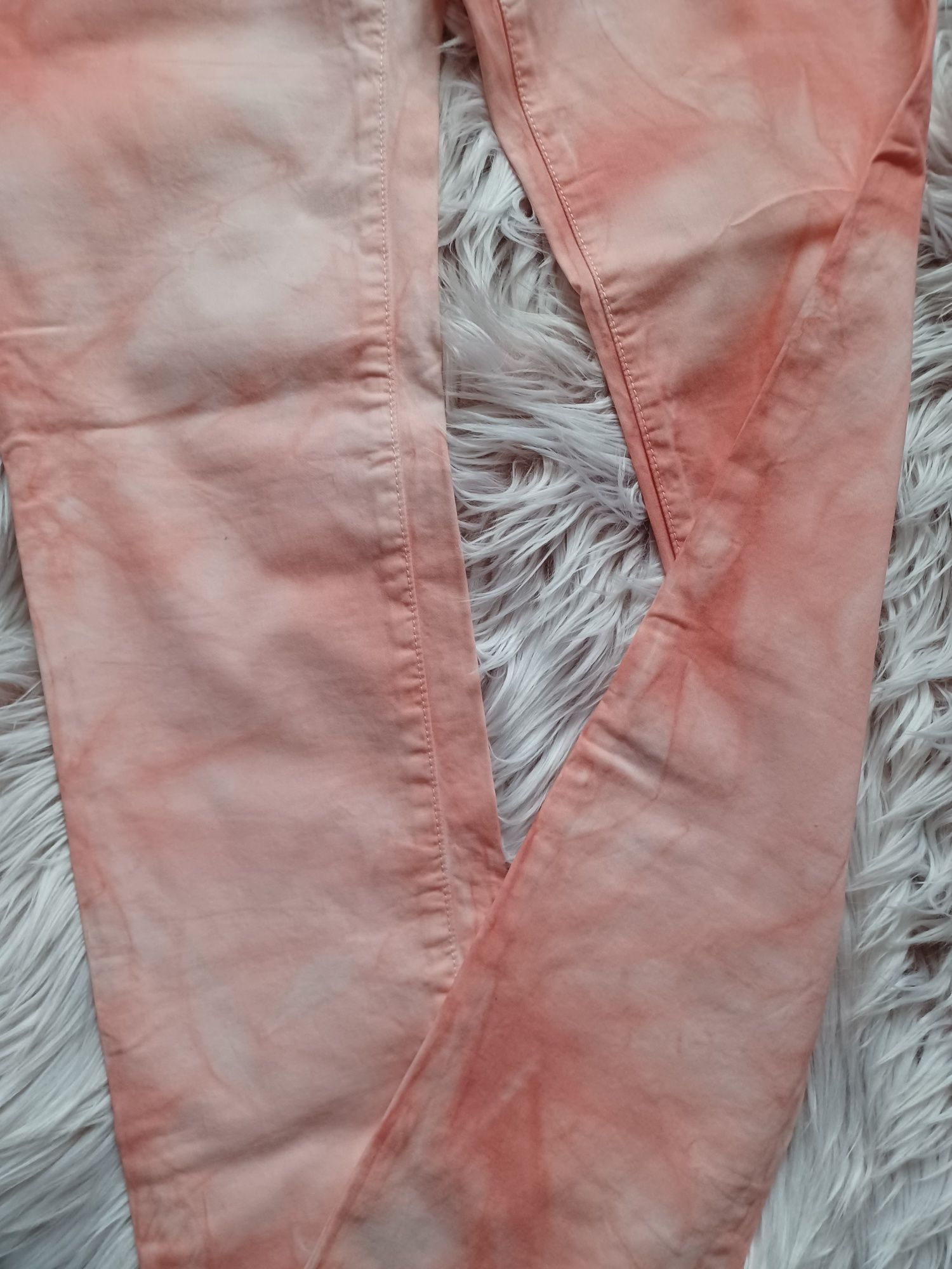 Spodnie marmurkowe Bonprix 38