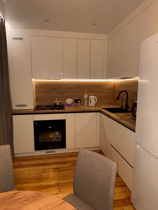 Сдам стильную 2К квартиру на пр Кирова(Поля) 98