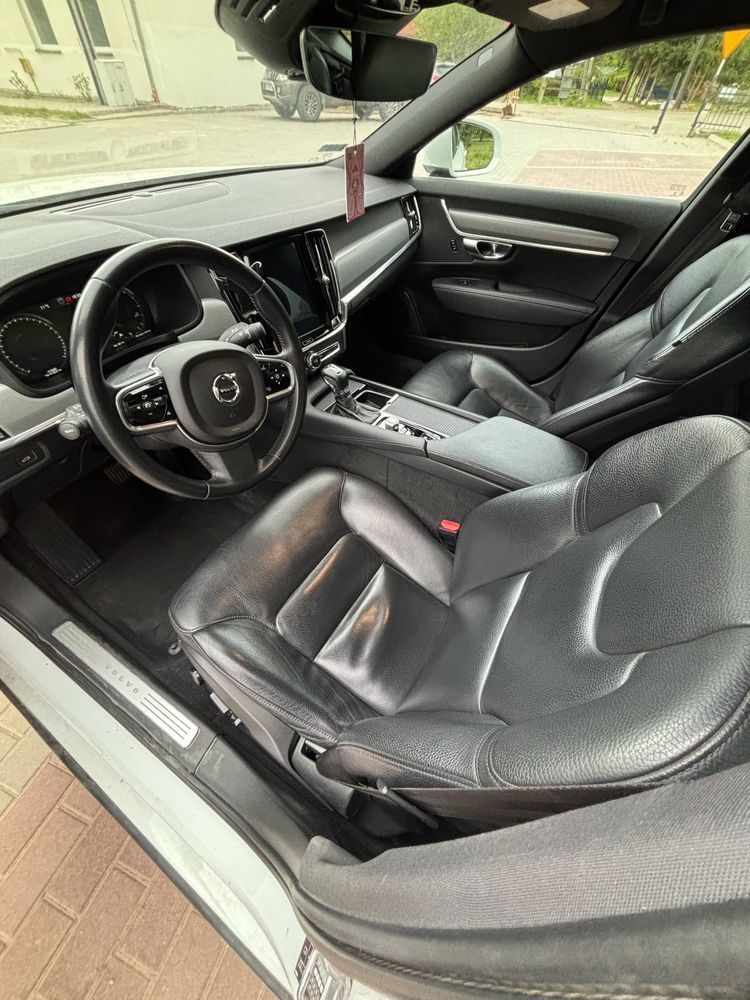 Volvo S90 volvo s90 d4