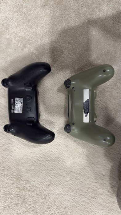 Vendo/Troco Ps4 com 2 comandos