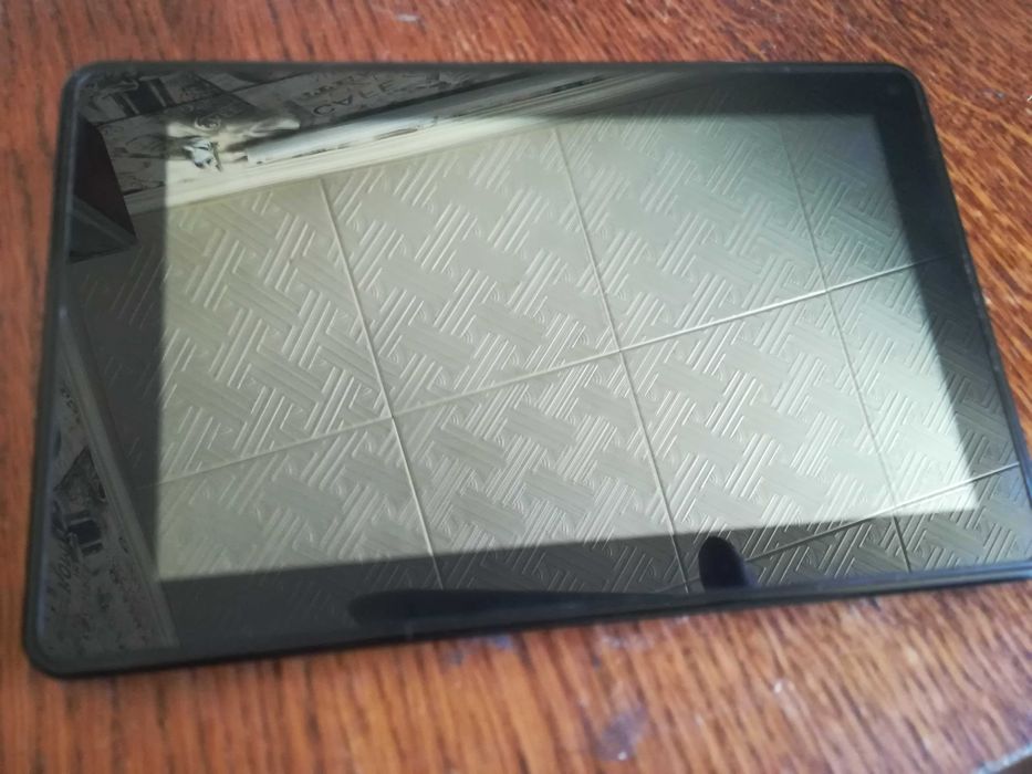 Планшет  Kindle Amazon D01400 не  работает