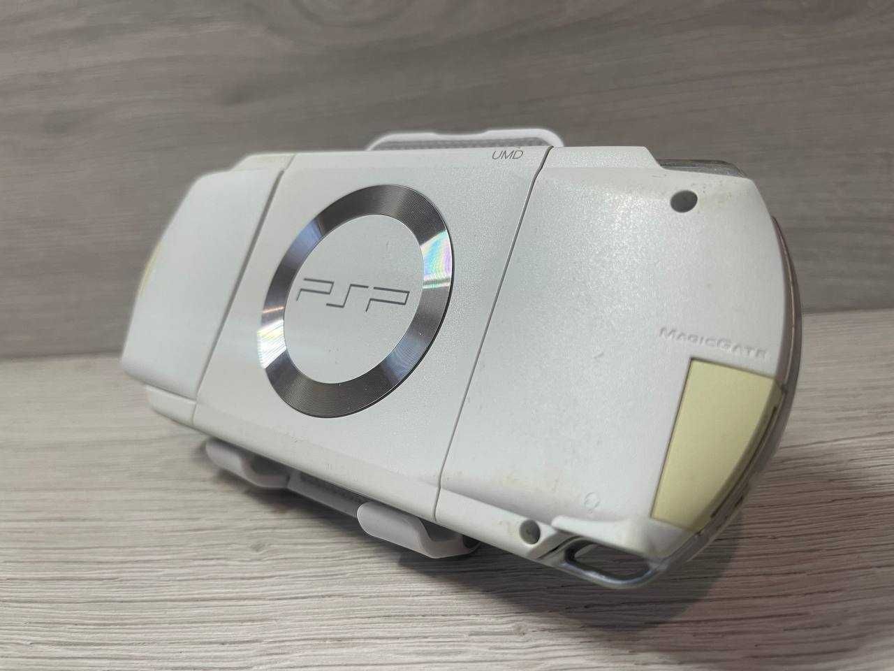 Sony PSP PlayStation 32Gb+ 40 Ігор