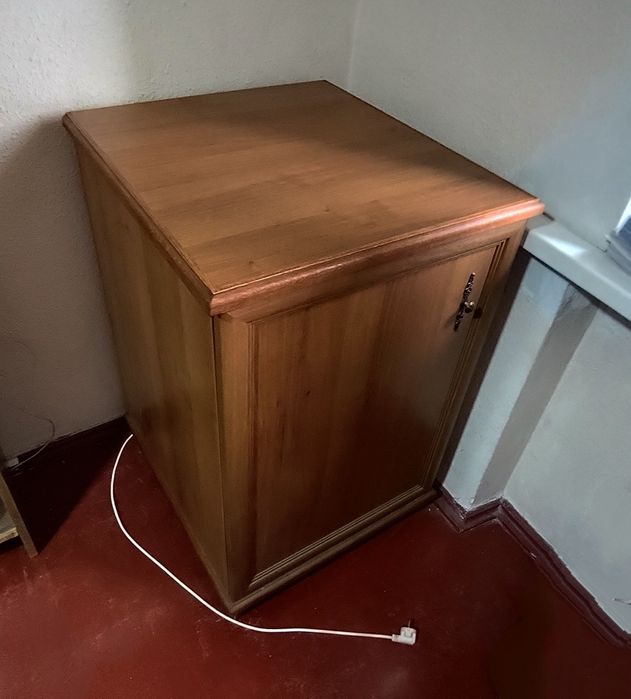 Морозильна камера Liebherr G 1221 + дерев’яний пенал (як нова)