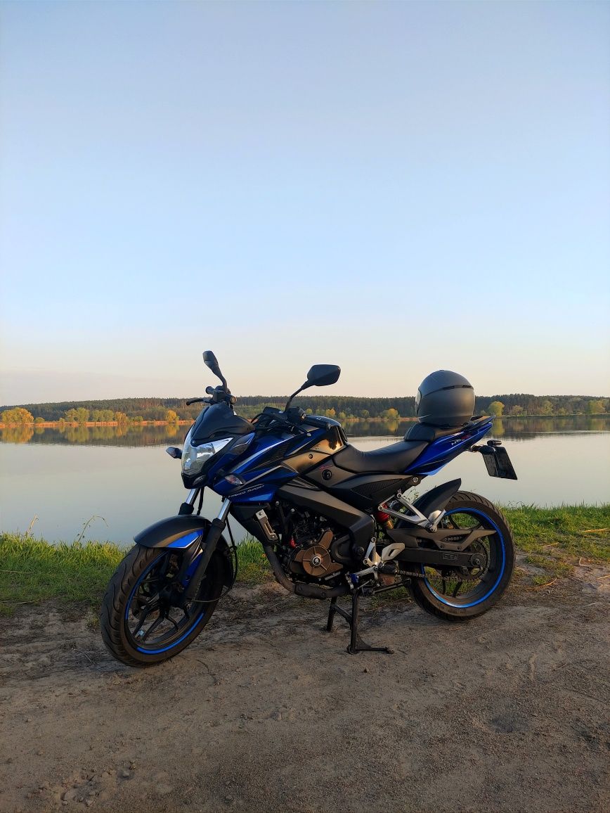 Bajaj Pulsar NS 200
