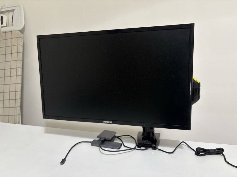 (VALOR FINAL) Monitor Samsung FHD 23" 75Hz com Braço Articulado