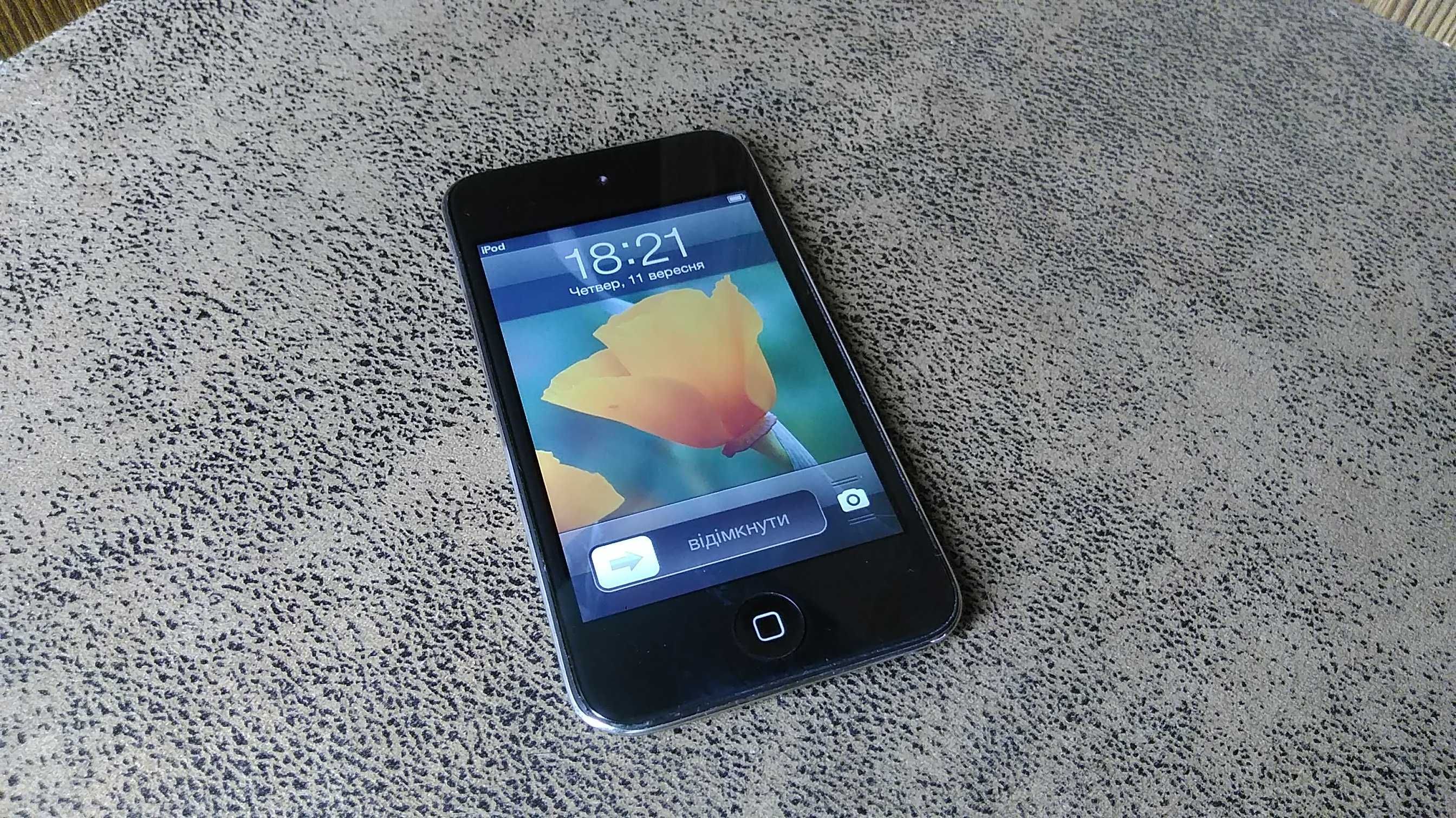 Apple Ipod A1367 незаблокований 16 гб оригінал + кабель