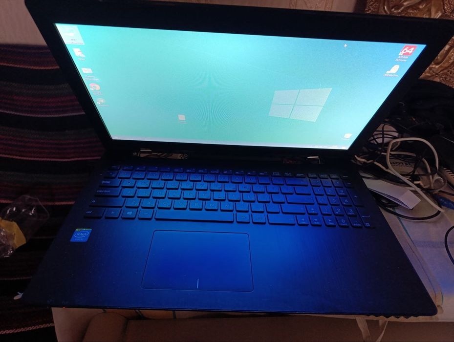 Ноутбук Asus X553M