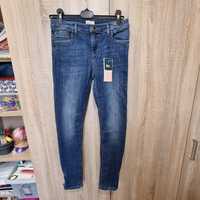 NOWE spodnie jeansowe 158 dla dziewczynki