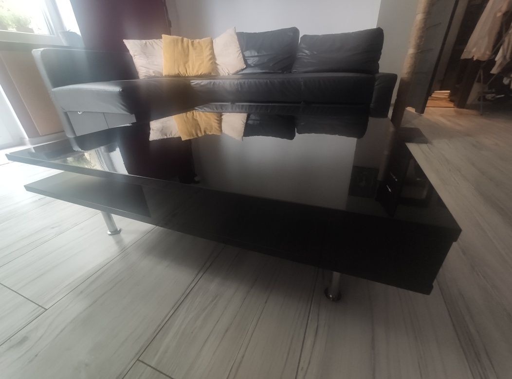 Stolik kawowy czarny Tofteryd Ikea
