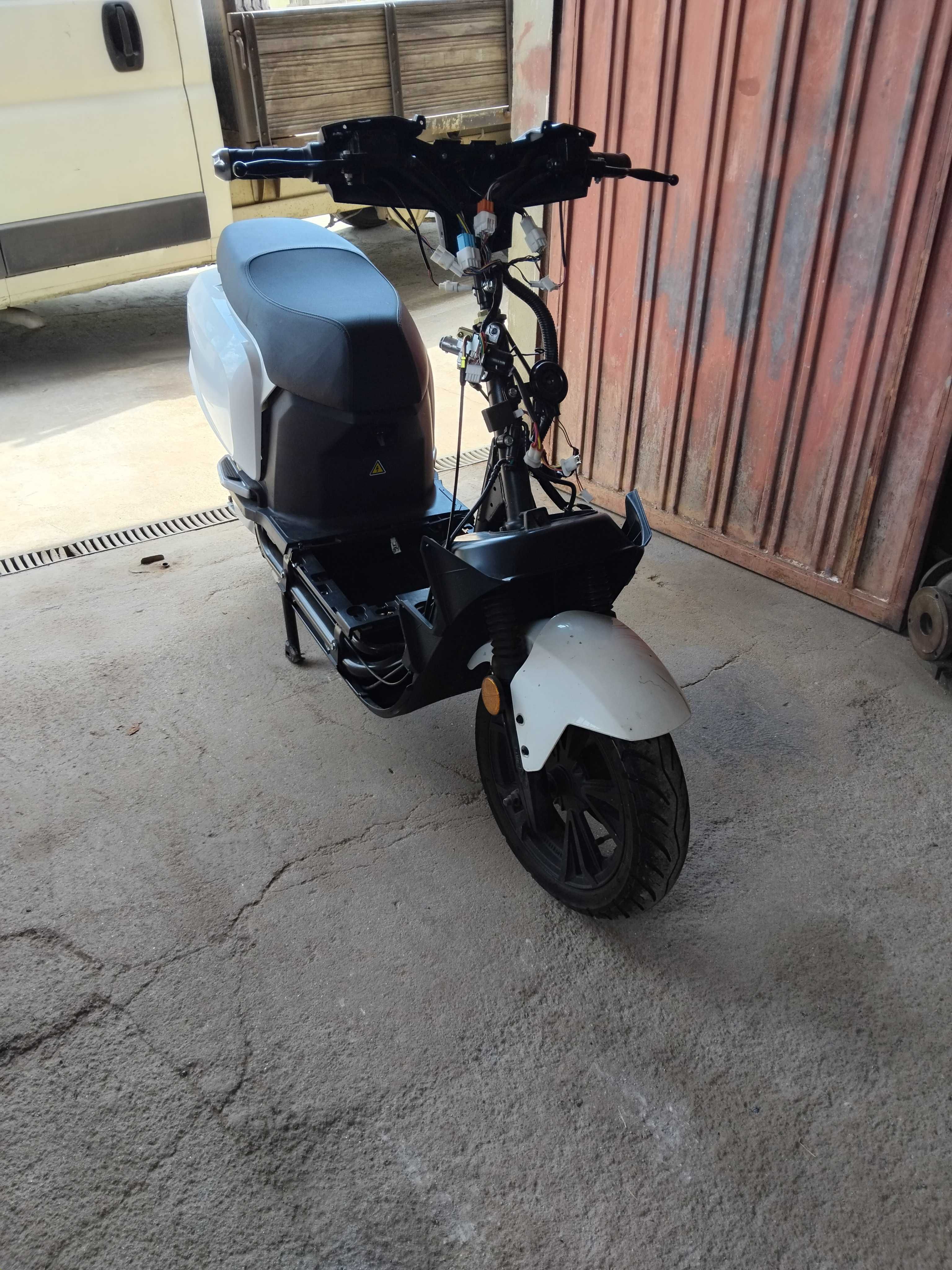 Moto eletrica 100 km/h