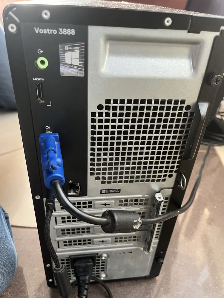 Komputer stacjonarny dell vostro 3888 i5-10400/8GB/1 TB SSD/Win 10