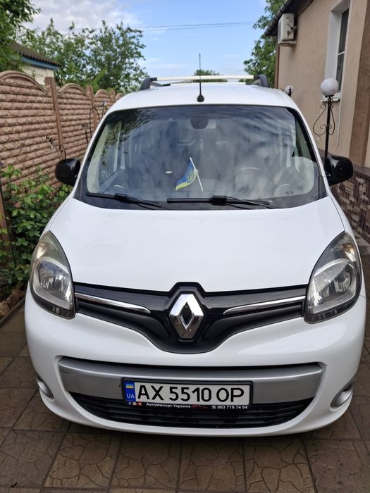 Продам RENAULT  KANGO 2014