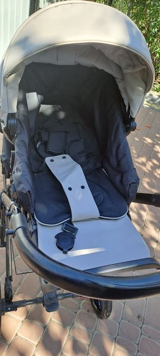 Продам дитячу коляску 2 в 1