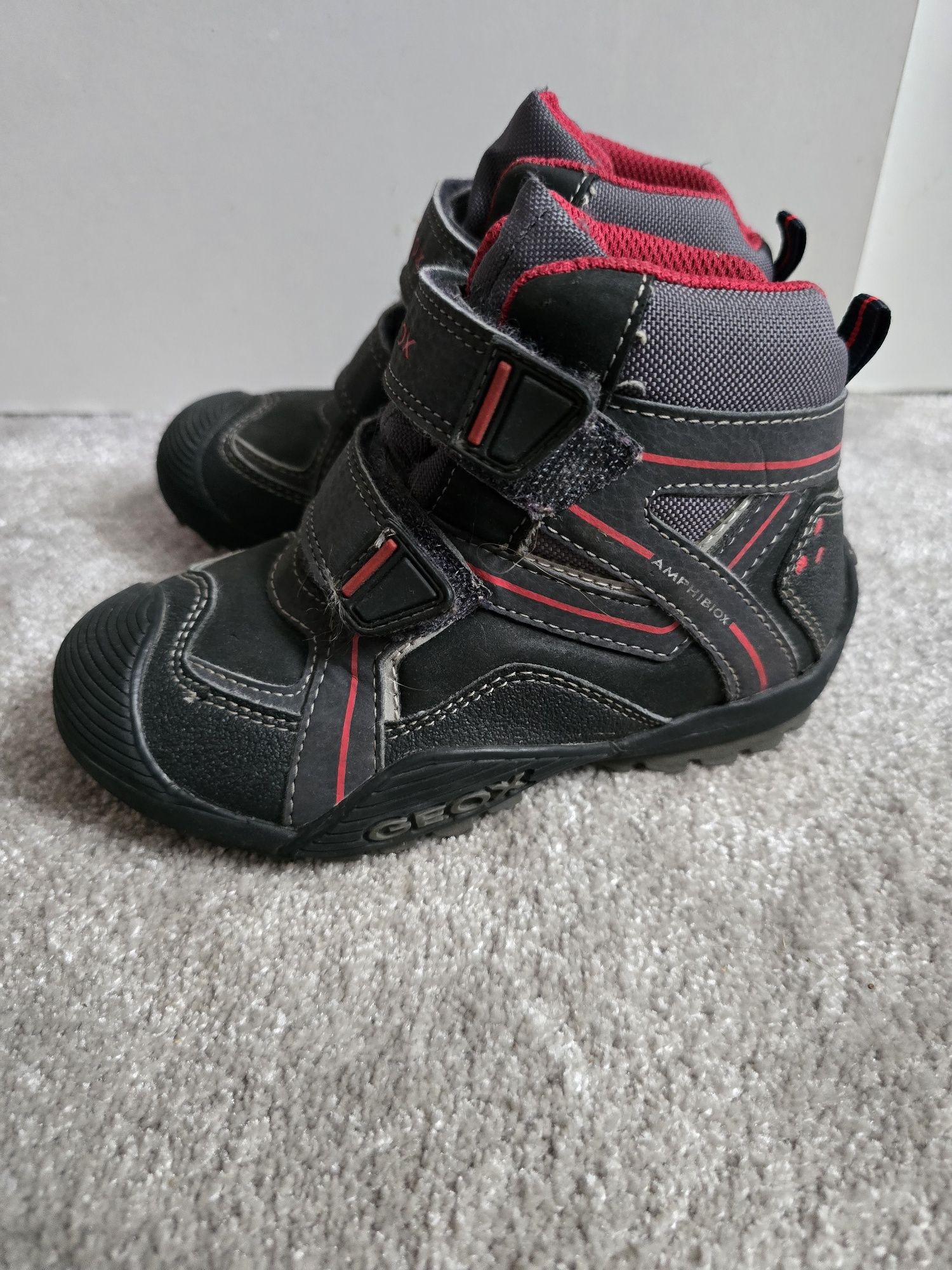 Buty botki  dziecięce  Geox rozmiar 28 na rzepy