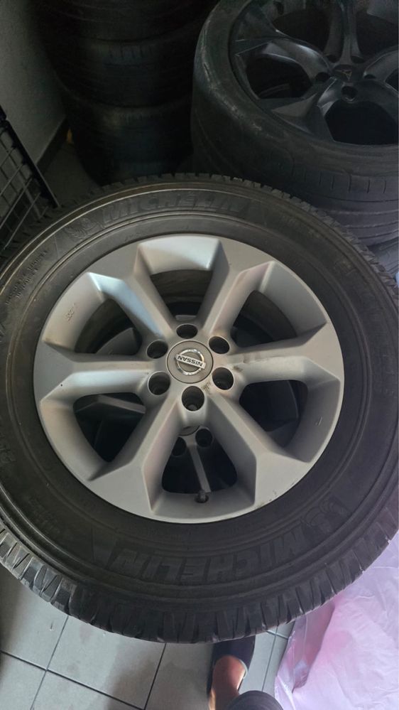 Jantes nissan navara 17’