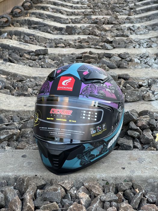 Мото шлем.Скутер,мопед,мото