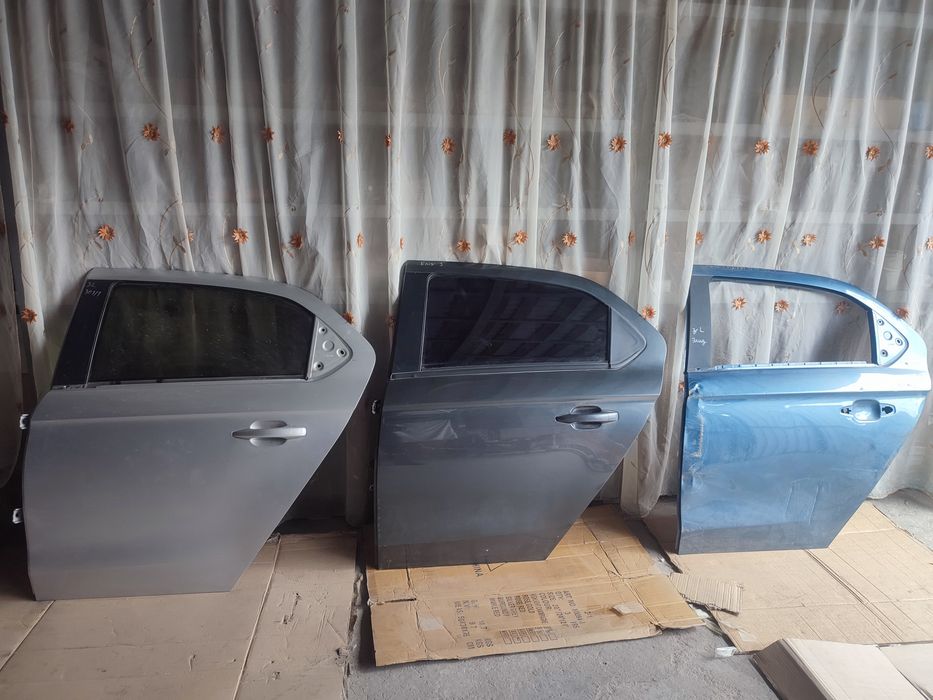 Задня ліва дверка Сітроен Ц-Елізе Пежо 301 2013, 2014, 2015, 2016, 17