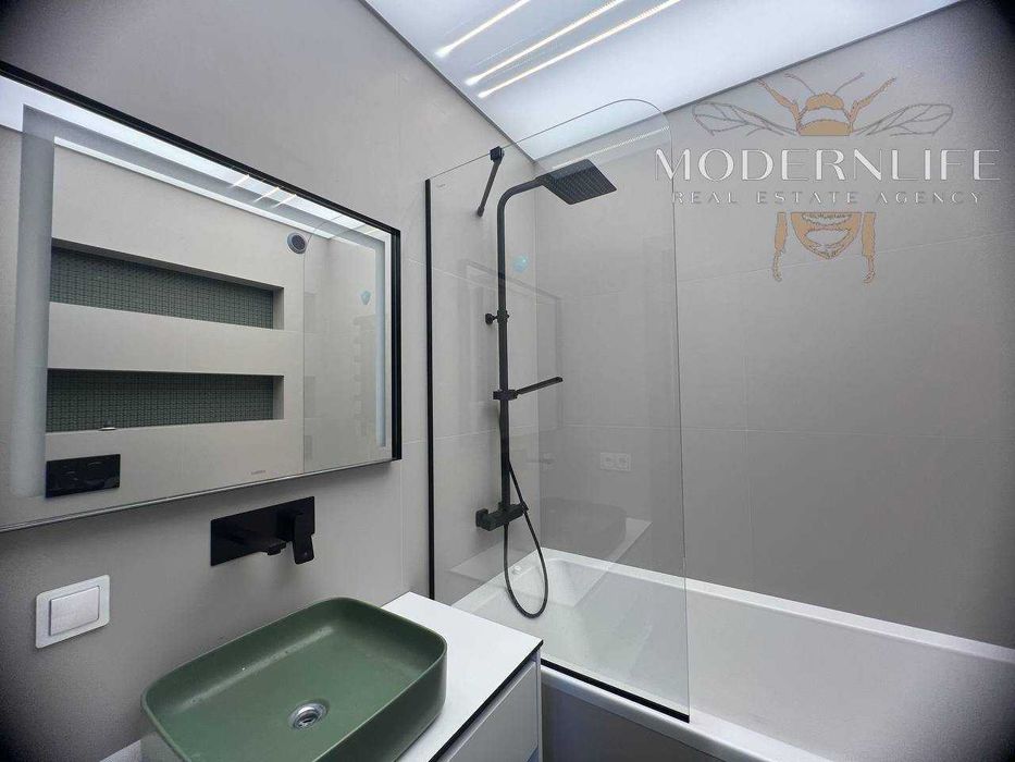 Файна Таун Продаж 3  кімнатної квартири