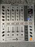 PIONEER DJM 700 S